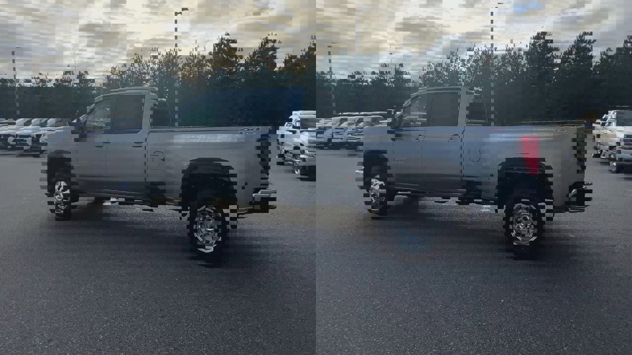 New 2026 Chevrolet Silverado 3500 LT w/ All Star Edition image 39