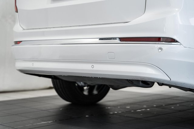 Used 2024 Volvo XC90 T8 Ultimate w/ Protection Package Premier image 7