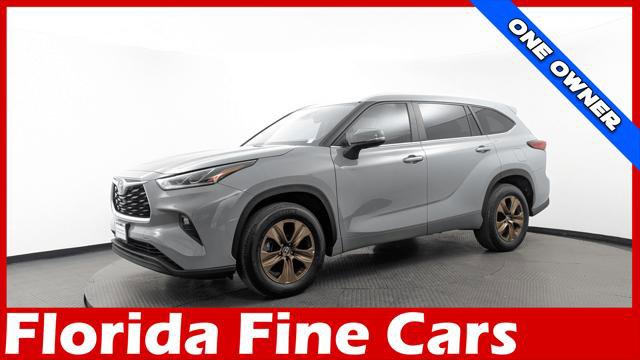 Used 2023 Toyota Highlander Bronze Edition