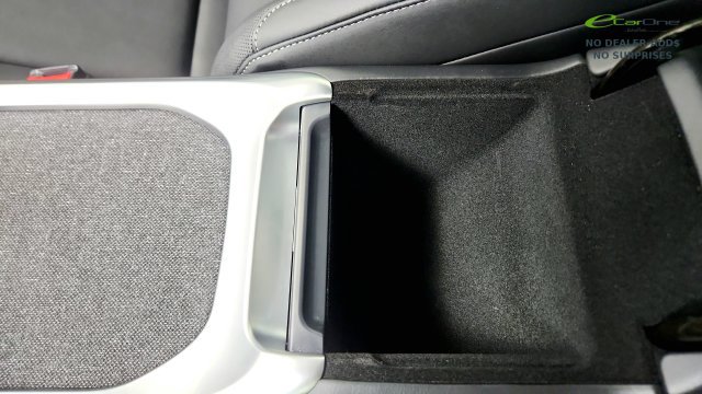 Used 2025 Lucid Air Pure RWD image 69