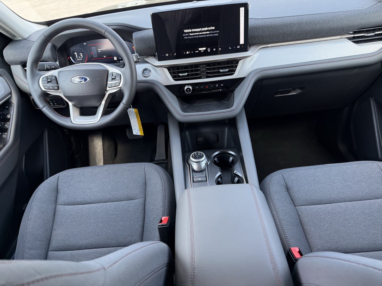 New 2026 Ford Explorer Active RWD image 9