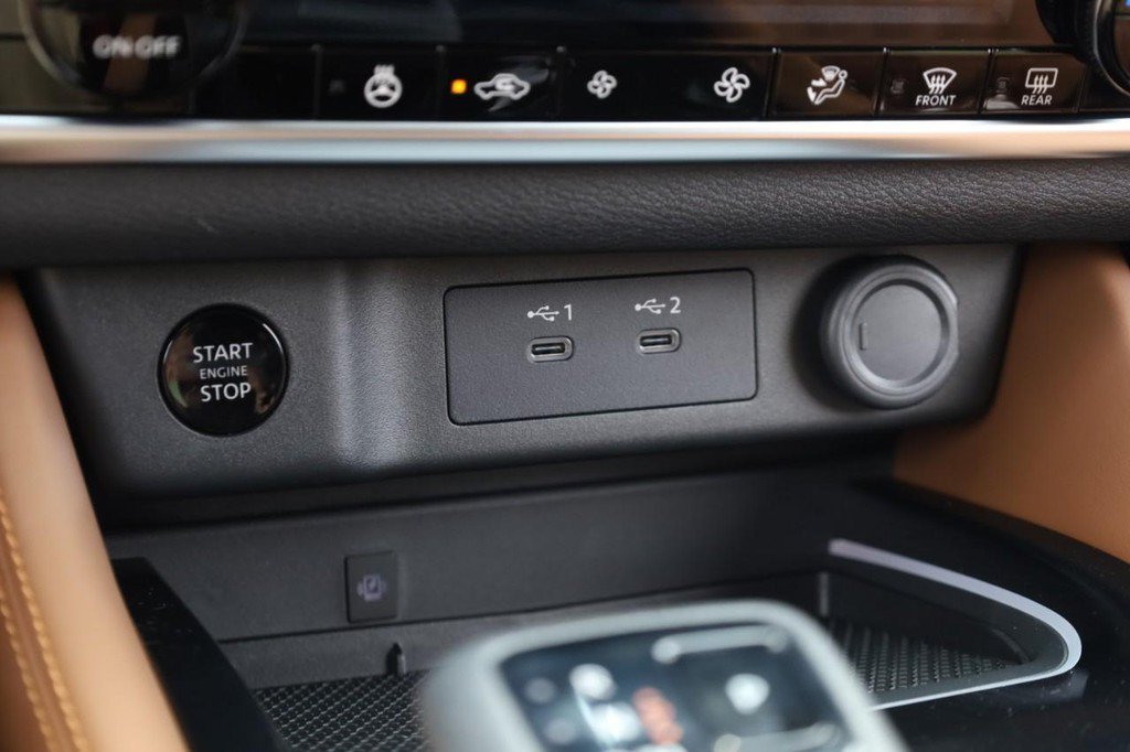 New 2026 Nissan Rogue Platinum AWD/4WD image 14