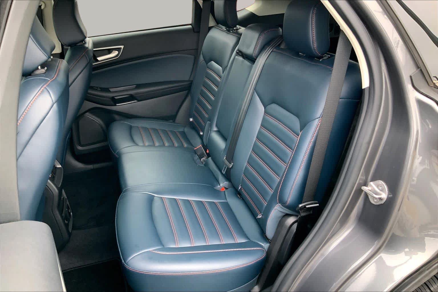 Used 2024 Ford Edge SEL w/ Sport Appearance Package AWD/4WD image 19