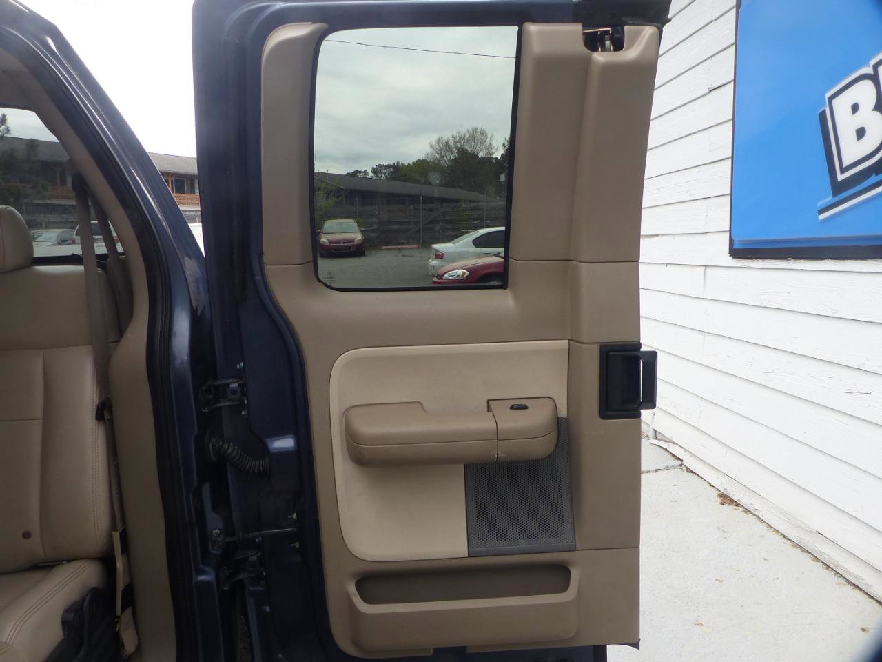Used 2004 Ford F150 Lariat image 8