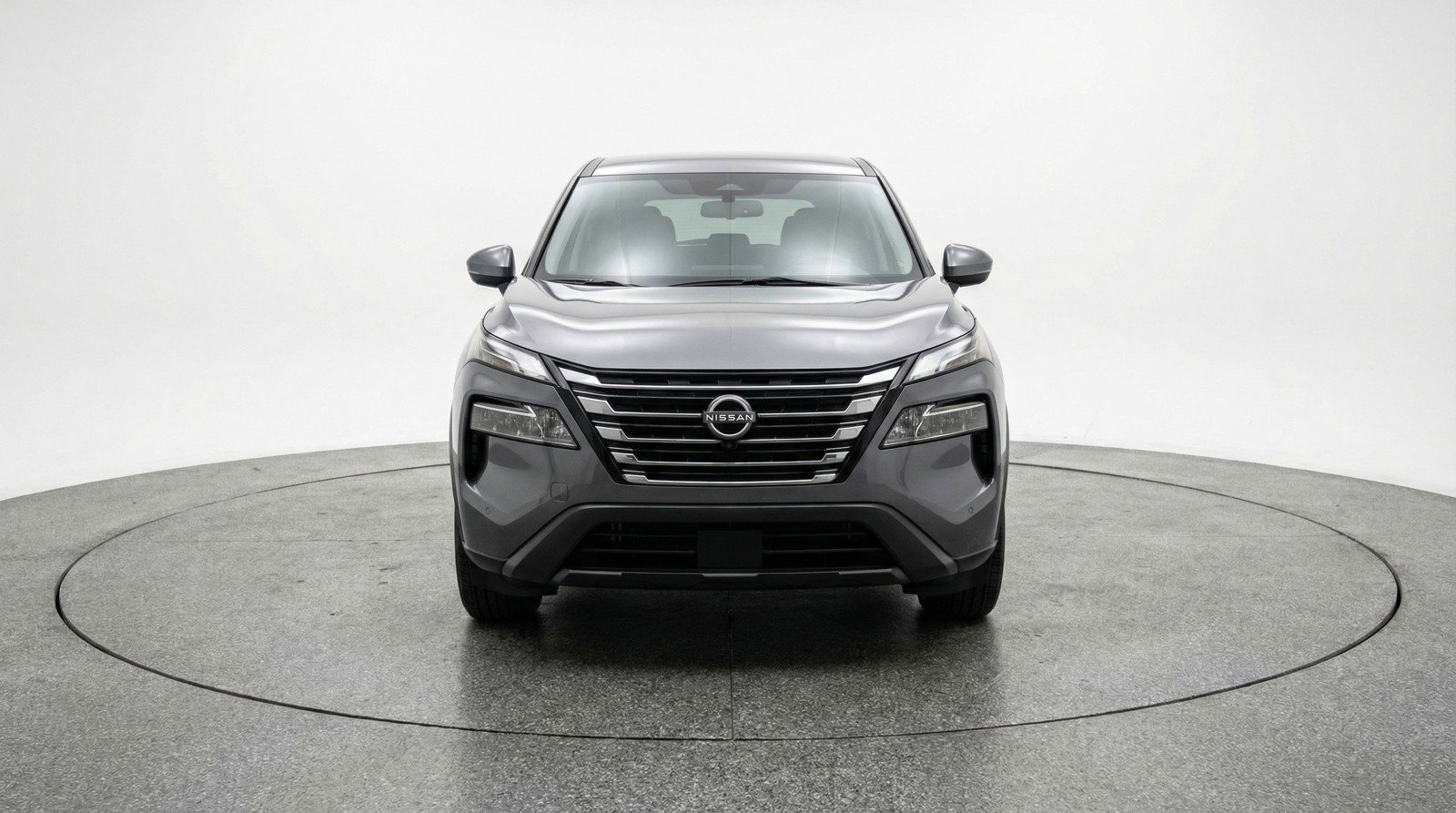 Used 2025 Nissan Rogue SV AWD/4WD image 2