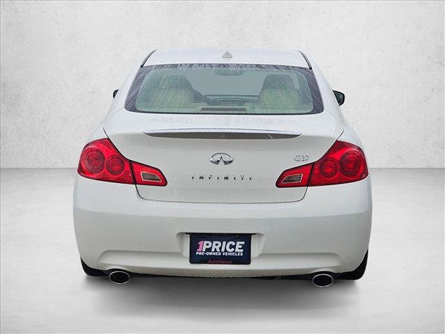 Used 2009 INFINITI G37 Journey RWD image 6