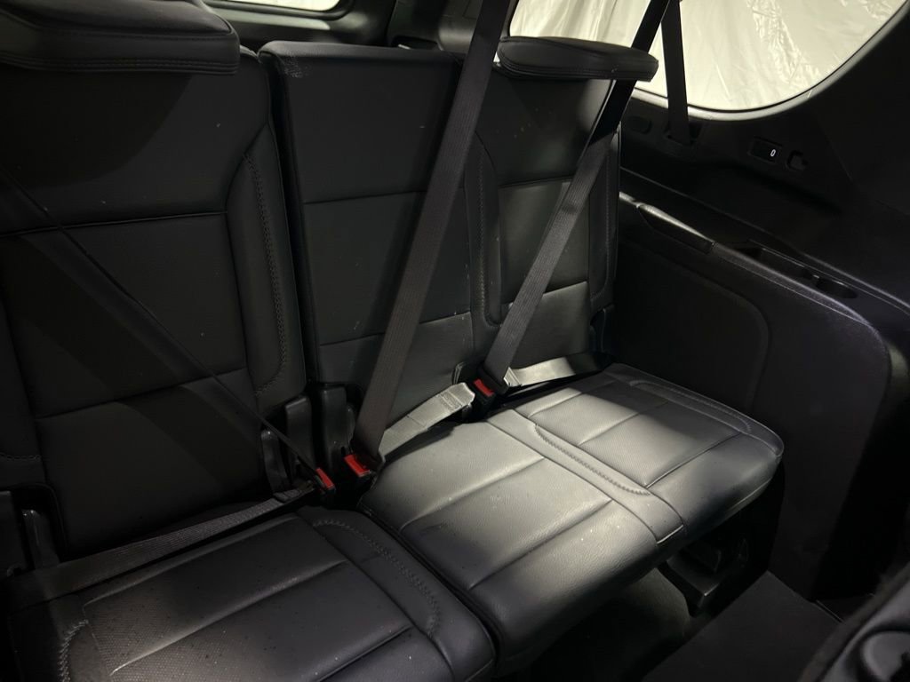 Used 2025 GMC Yukon XL Denali image 13