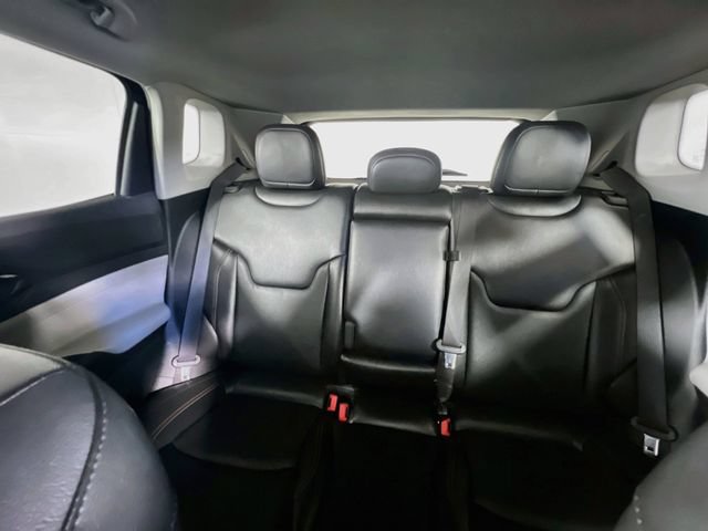 Used 2022 Jeep Compass Limited AWD/4WD image 26