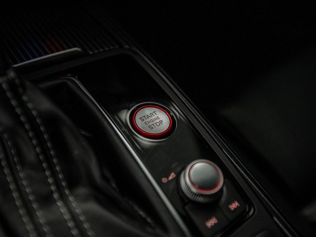 Used 2018 Audi RS 7 Performance w/ Cold Weather Package image 29