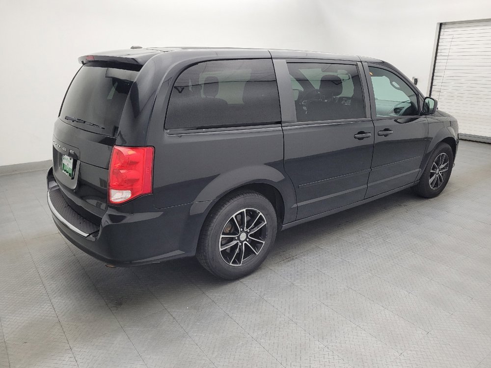 Used 2015 Dodge Grand Caravan R/T FWD image 10