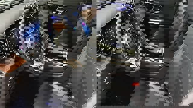 Certified 2025 Mercedes-Benz GLC 300 4MATIC image 54