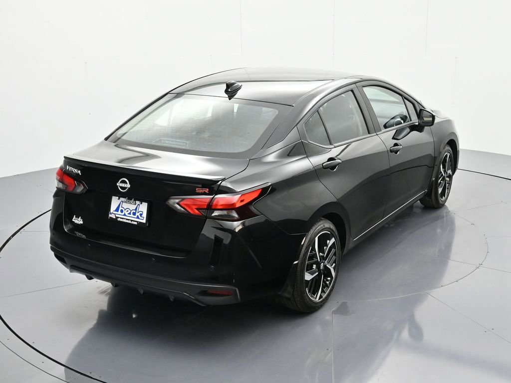 New 2025 Nissan Versa SR w/ Trunk Package FWD image 32