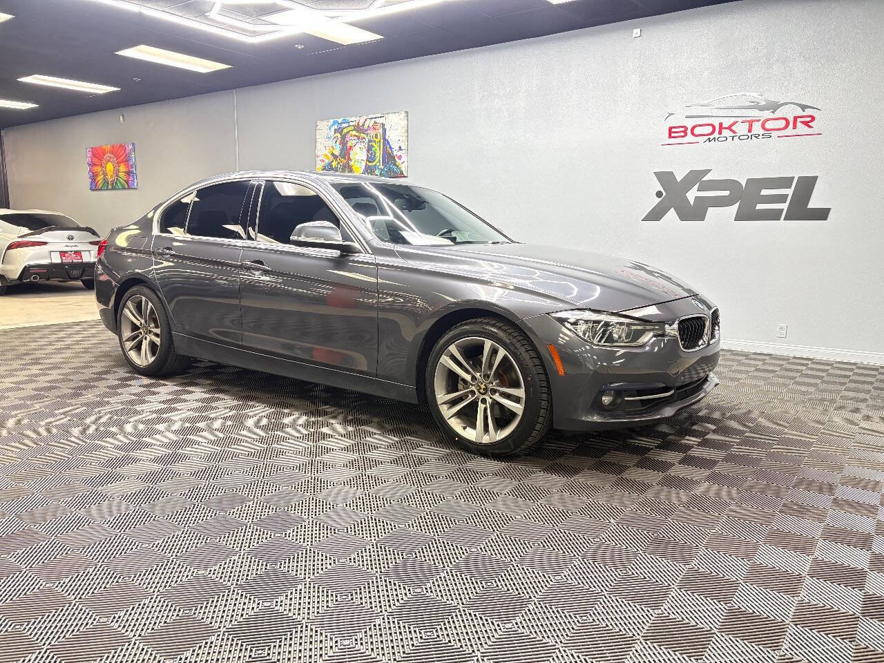 Used 2018 BMW 330i Sedan image 1