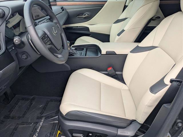 Used 2025 Lexus ES 300h w/ Premium Package image 14