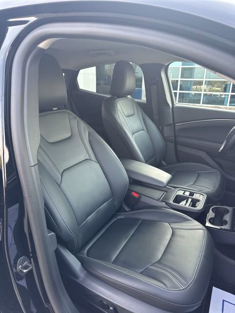 Used 2025 Ford Mustang Mach-E Premium RWD image 13