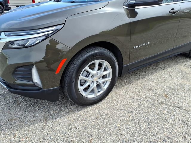 Used 2023 Chevrolet Equinox LT FWD image 4