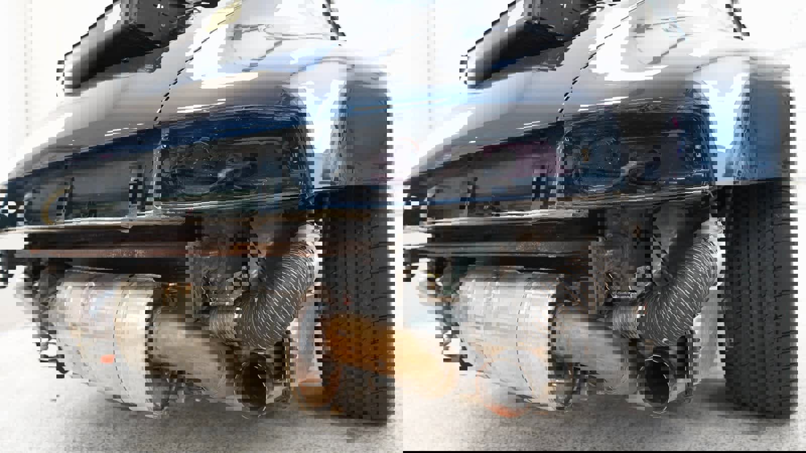 Used 1992 Porsche 911 Turbo image 52