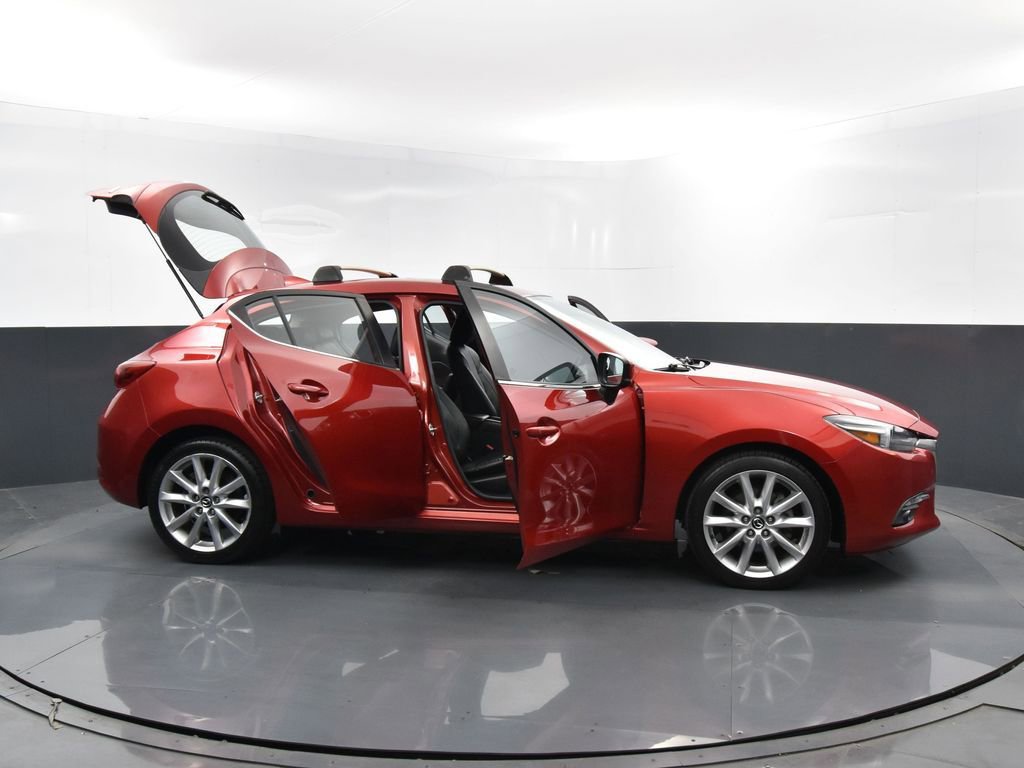 Used 2017 MAZDA MAZDA3 Grand Touring w/ Premium Equipment Package image 37