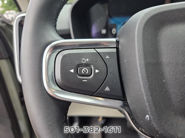 Used 2024 Volvo XC40 B5 Plus AWD/4WD image 26