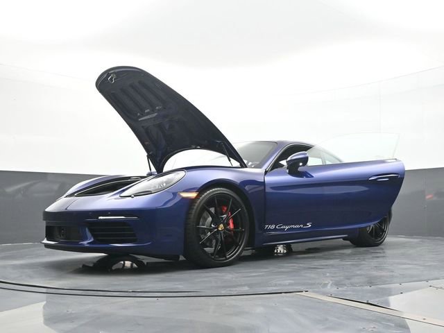 Certified 2024 Porsche 718 Cayman S RWD image 27