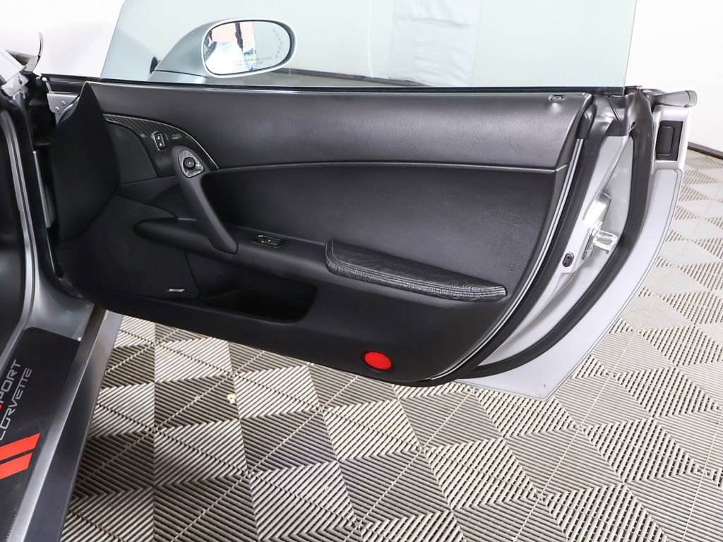 Used 2012 Chevrolet Corvette Grand Sport w/ 2LT Preferred Equipment Group RWD image 29