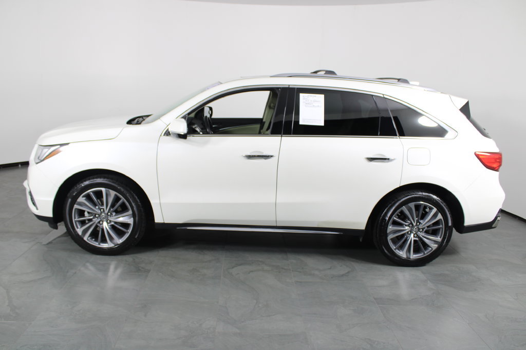 Used 2017 Acura MDX w/ Technology Package AWD/4WD image 13