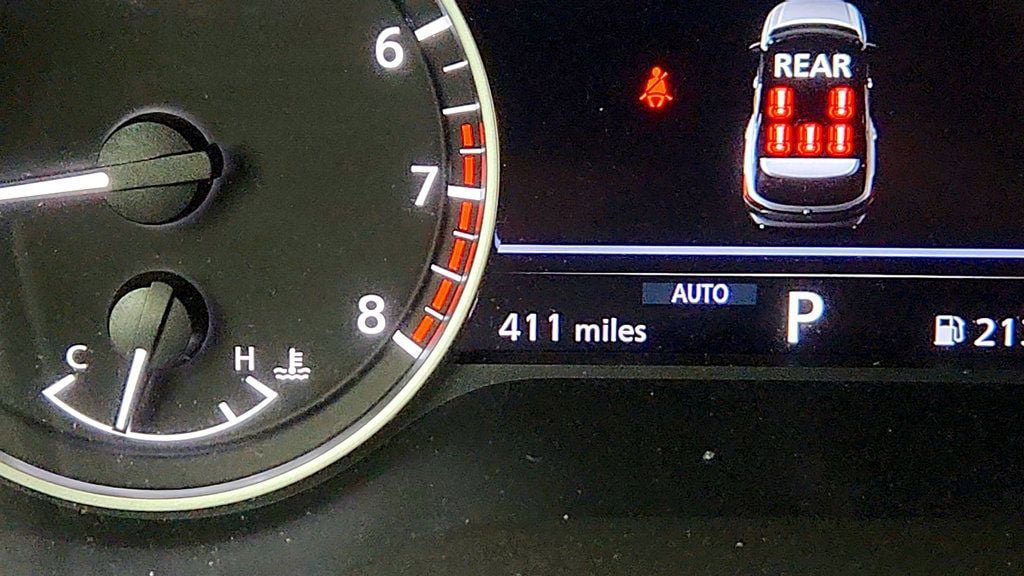 Used 2025 Nissan Pathfinder Rock Creek AWD/4WD image 15