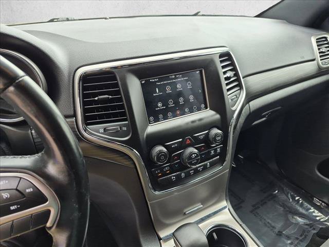 Used 2021 Jeep Grand Cherokee Laredo AWD/4WD image 15