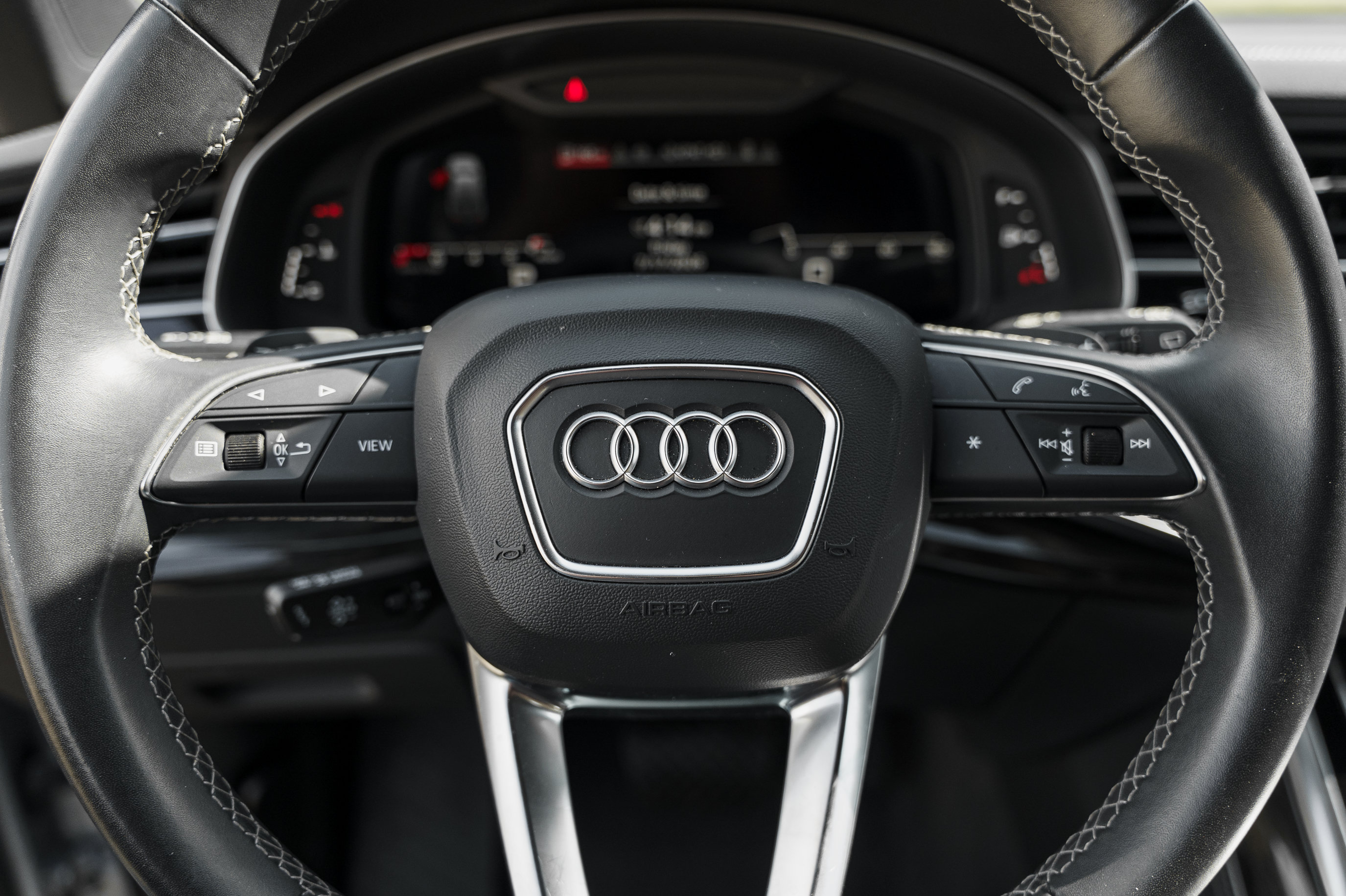 Certified 2025 Audi Q7 3.0T Premium Plus AWD/4WD image 17