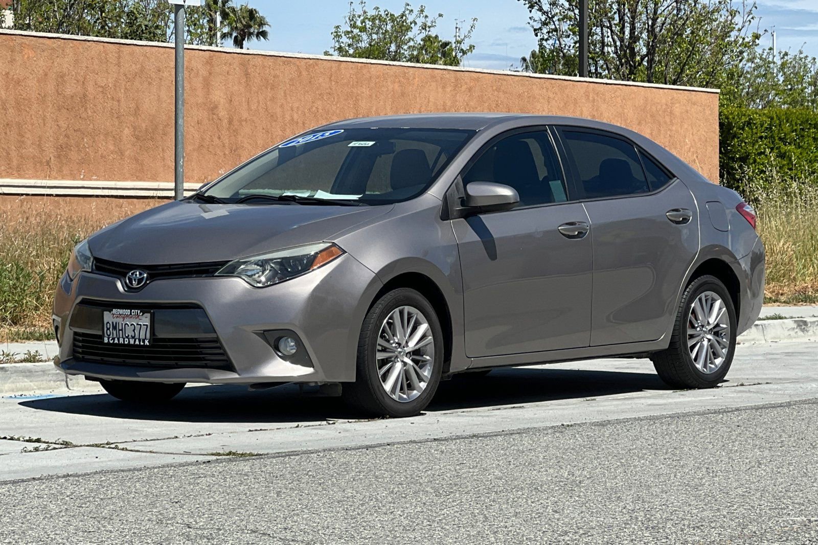 Used 2015 Toyota Corolla LE image 8