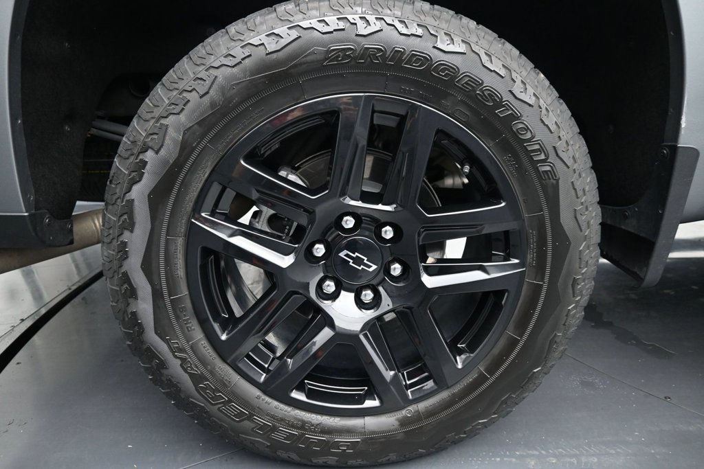 Used 2024 Chevrolet Silverado 1500 Custom AWD/4WD image 10