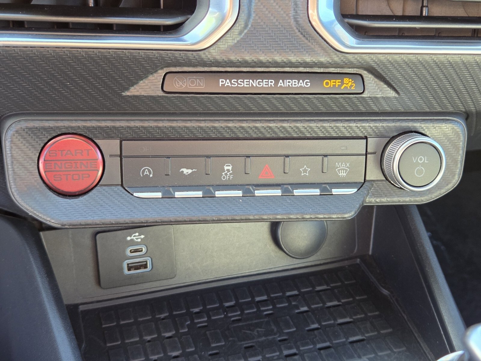 Certified 2024 Ford Mustang Premium image 22