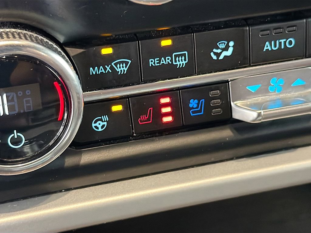 Used 2024 Ford Expedition Limited image 20