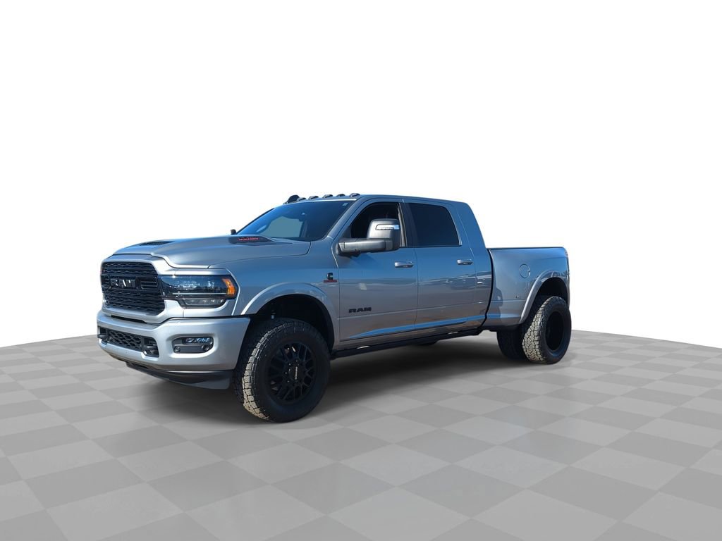 Used 2024 RAM 3500 Limited image 4