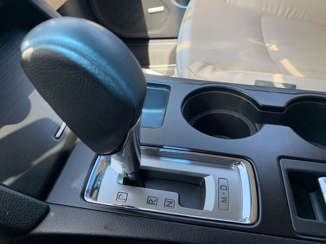 Used 2016 Subaru Outback 2.5i Limited AWD/4WD image 25