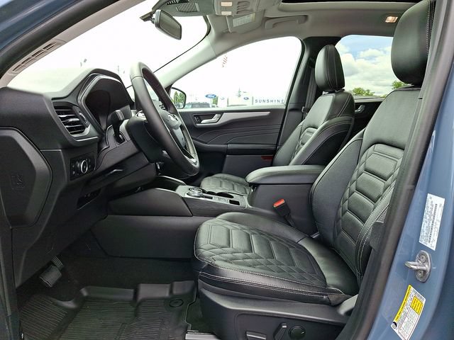 Used 2024 Ford Escape SE w/ PHEV Premium Package FWD image 14