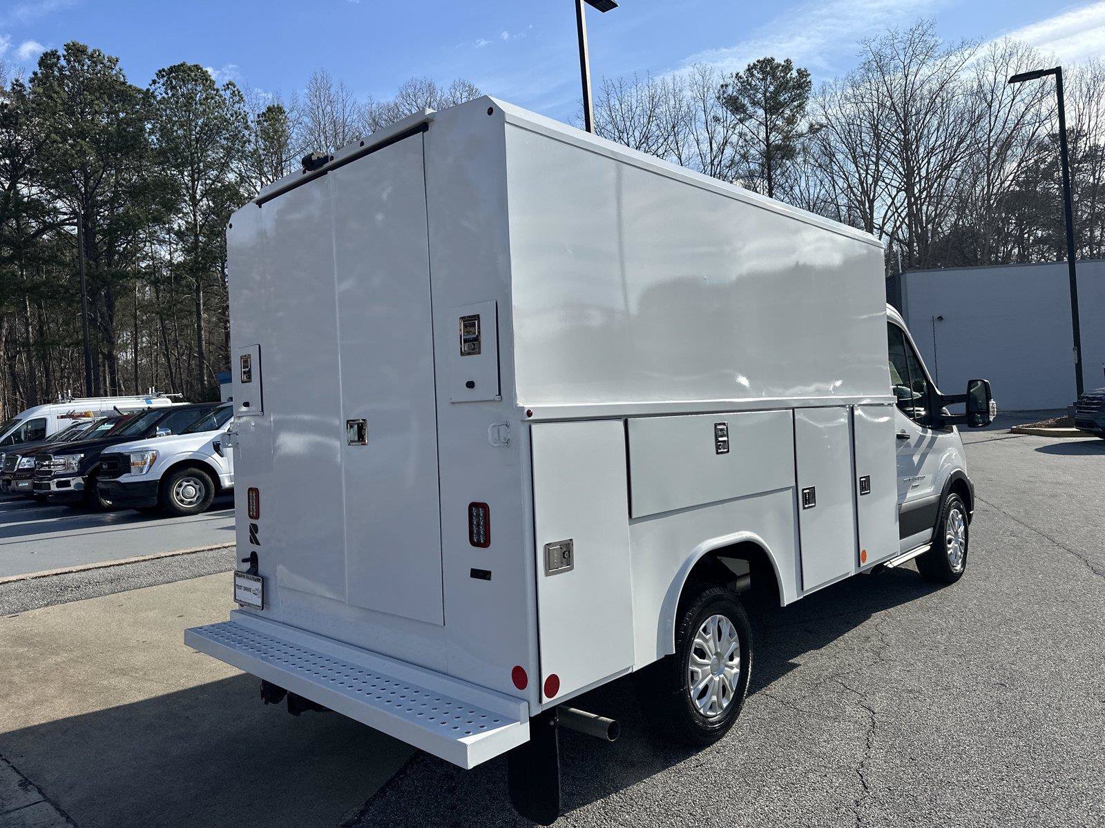 New 2025 Ford Transit 350 w/ Interior Upgrade Package RWD image 7