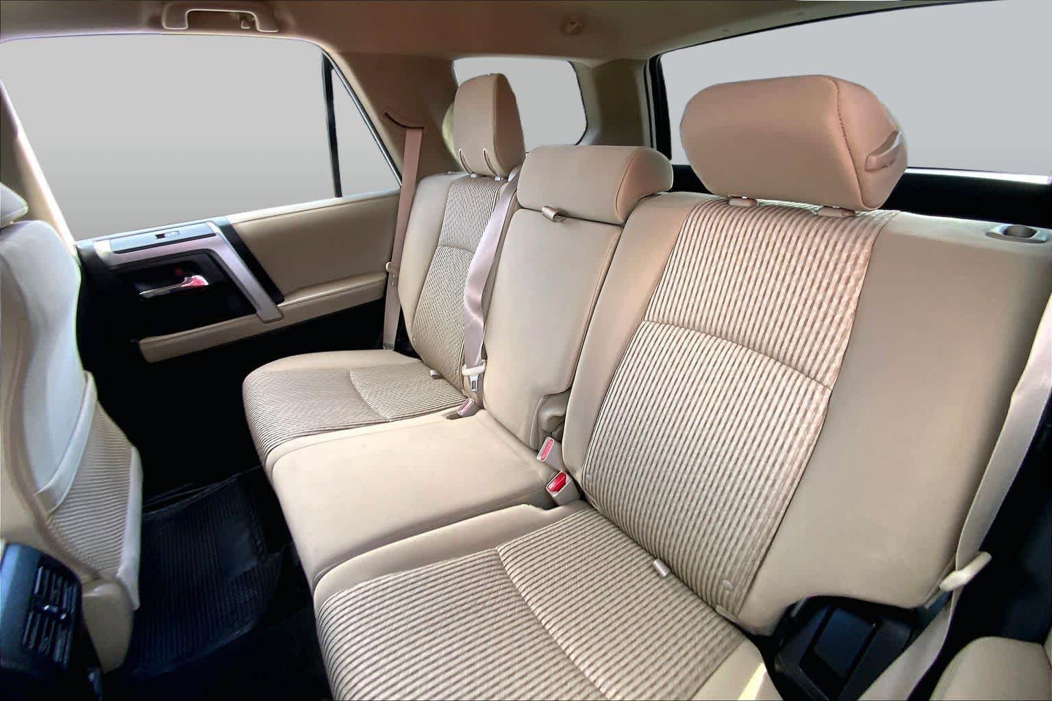 Used 2024 Toyota 4Runner SR5 AWD/4WD image 20