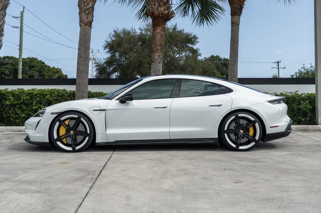 Used 2021 Porsche Taycan Turbo S image 35