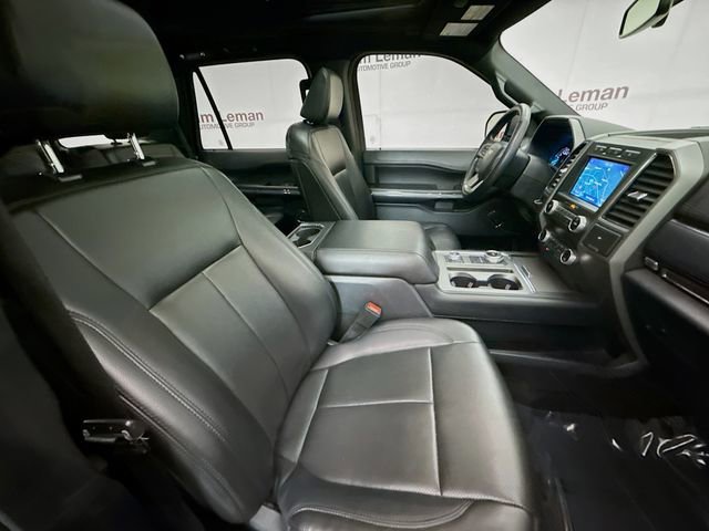 Used 2021 Ford Expedition XLT image 30