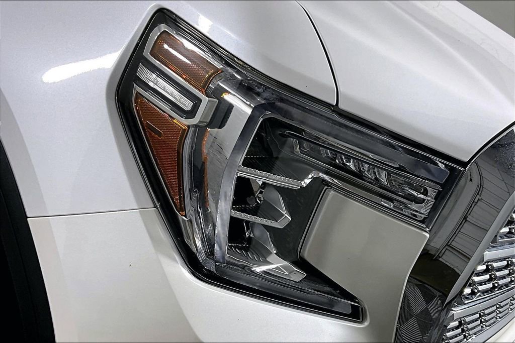 Used 2019 GMC Sierra 1500 Denali w/ Denali Ultimate Package AWD/4WD image 26