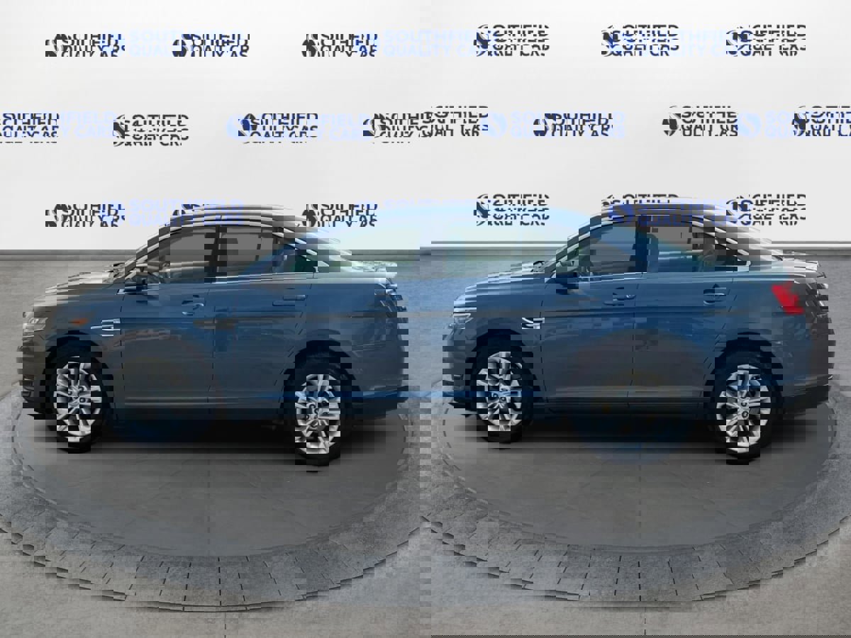 Used 2019 Ford Taurus SEL AWD/4WD image 3