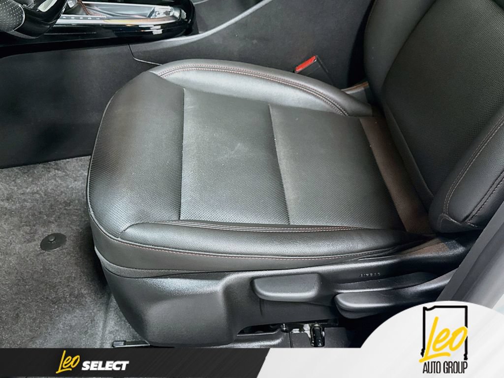 Used 2024 Chevrolet Trax RS w/ Driver Confidence Package FWD image 21