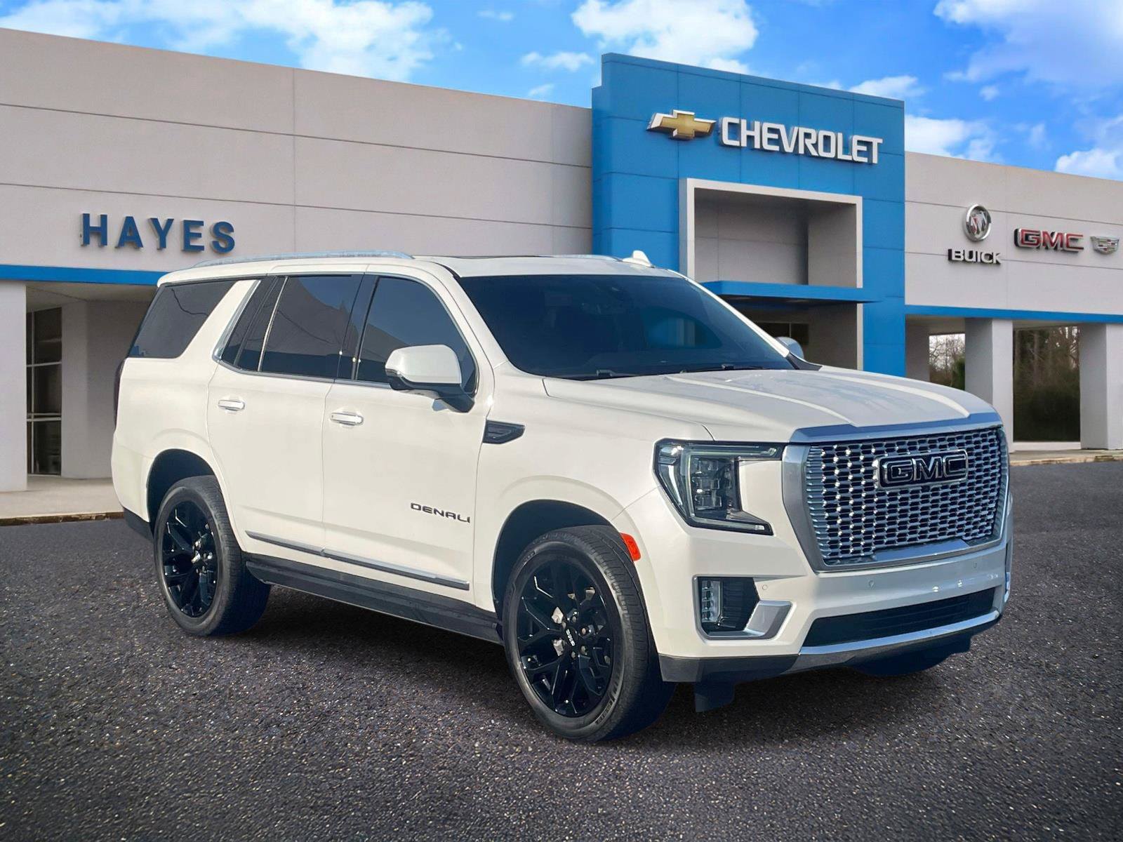 Used 2021 GMC Yukon Denali w/ Denali Premium Package RWD image 1