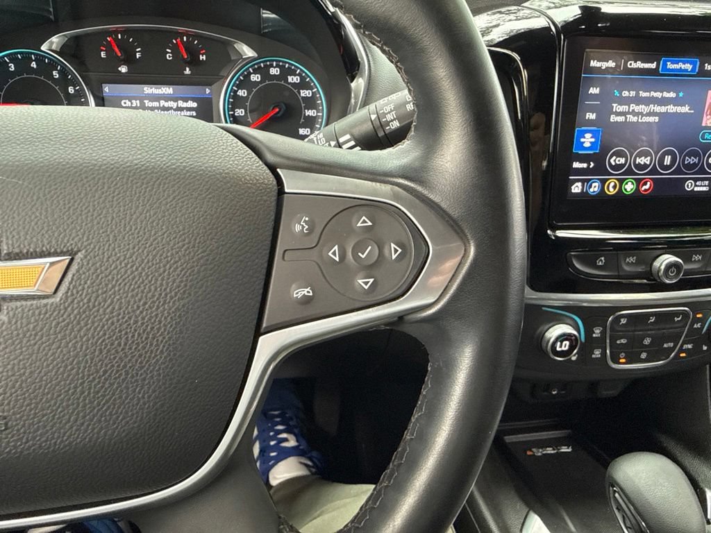 Used 2023 Chevrolet Traverse LT FWD image 39