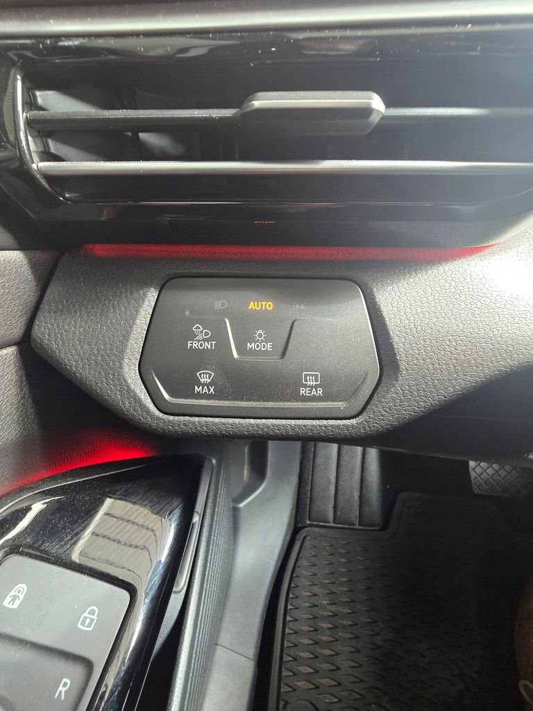 Used 2021 Volkswagen ID.4 Pro S w/ ID.4 Protection Package image 22