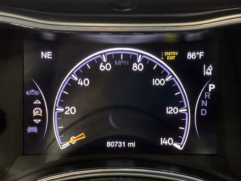 Used 2019 Jeep Grand Cherokee Trailhawk w/ Trailhawk Luxury Group AWD/4WD image 33