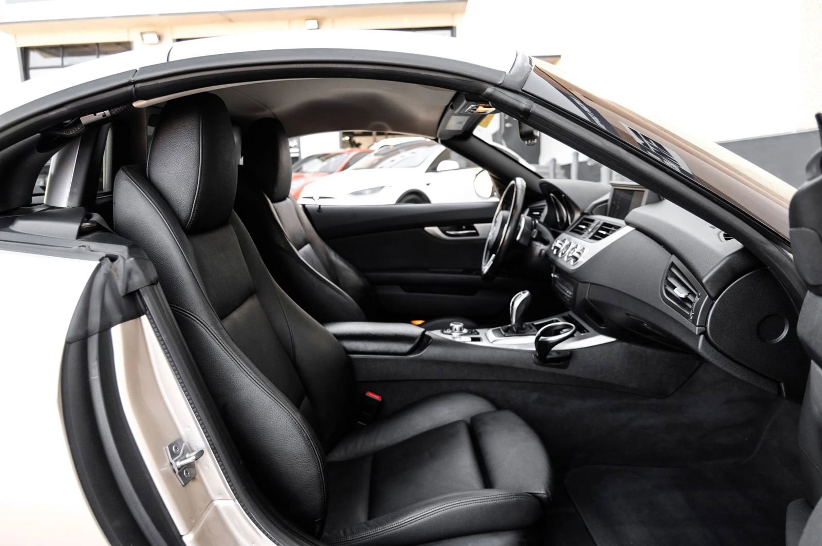 Used 2012 BMW Z4 sDrive28i image 43