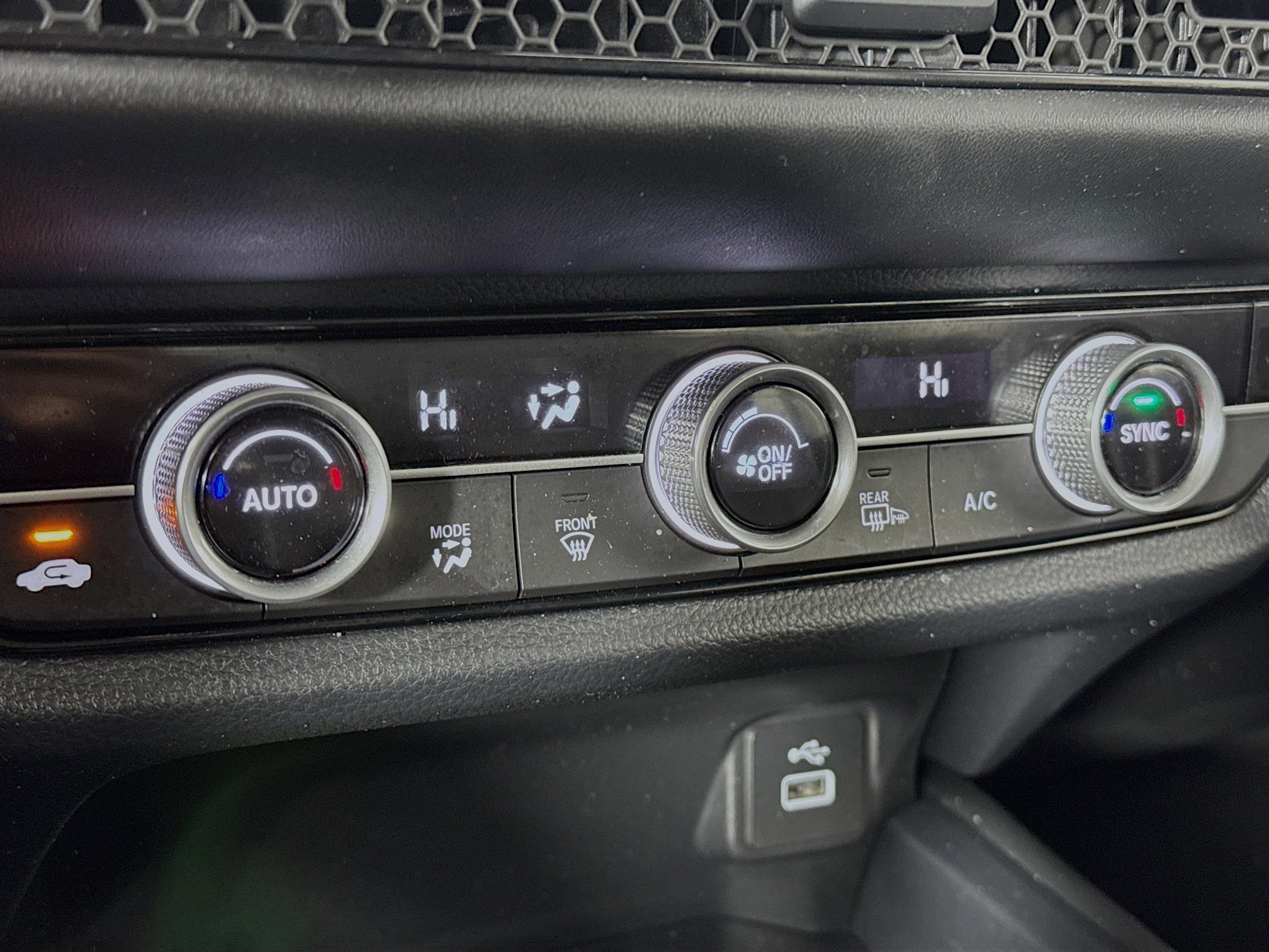 Certified 2024 Honda HR-V EX-L image 15