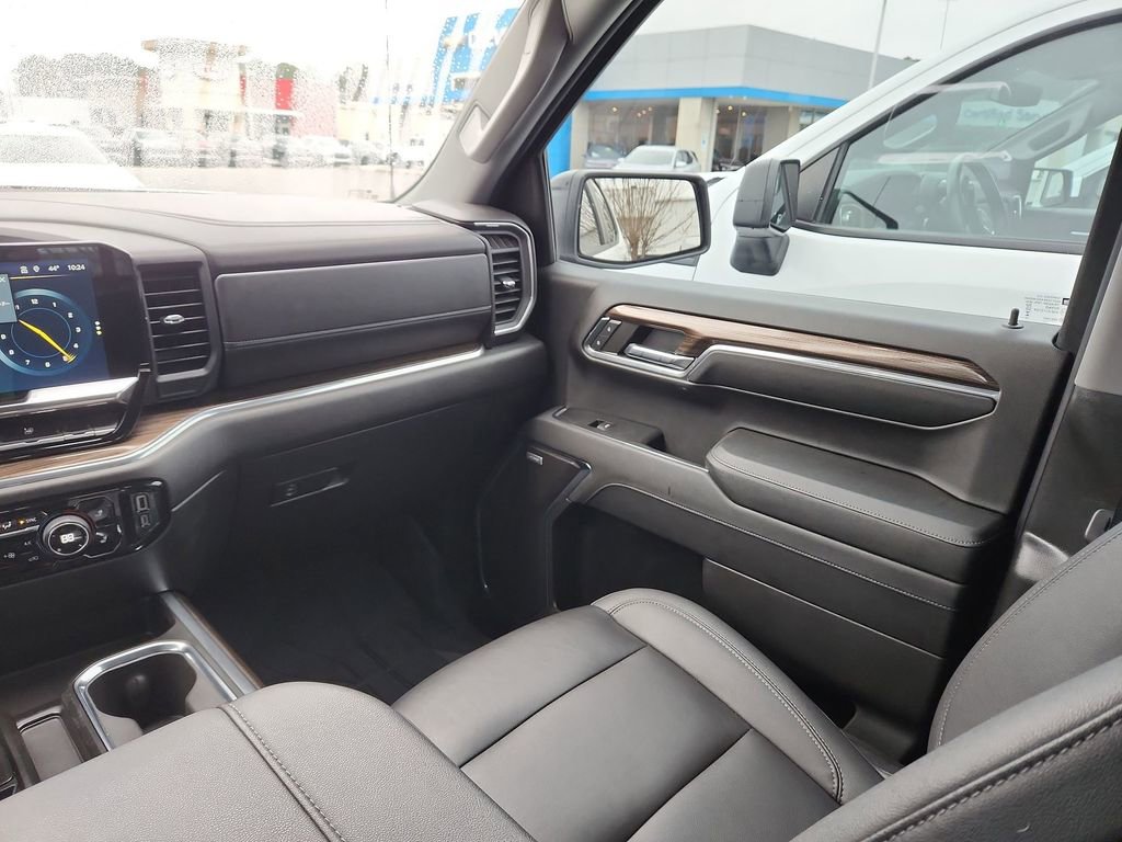 Certified 2024 Chevrolet Silverado 1500 RST w/ Convenience Package II image 13